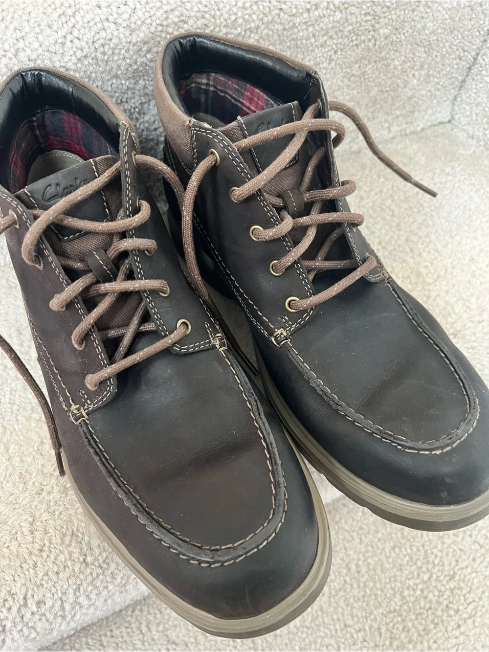 Clarks Men's Dark Brown Leather Chukka Boots w/ Tan Laces 10.5 Utility Workwear